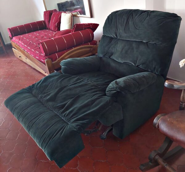 Sillón tapizado en pana azul - Image 3
