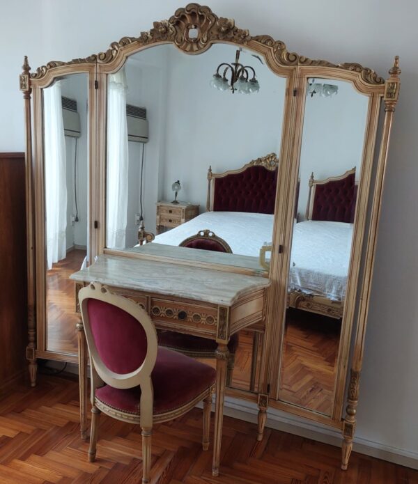 VENDIDO Lote : Juego de dormitorio francés