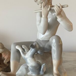 Lladro Niño tocando la flauta