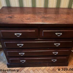 Cómoda de algarrobo